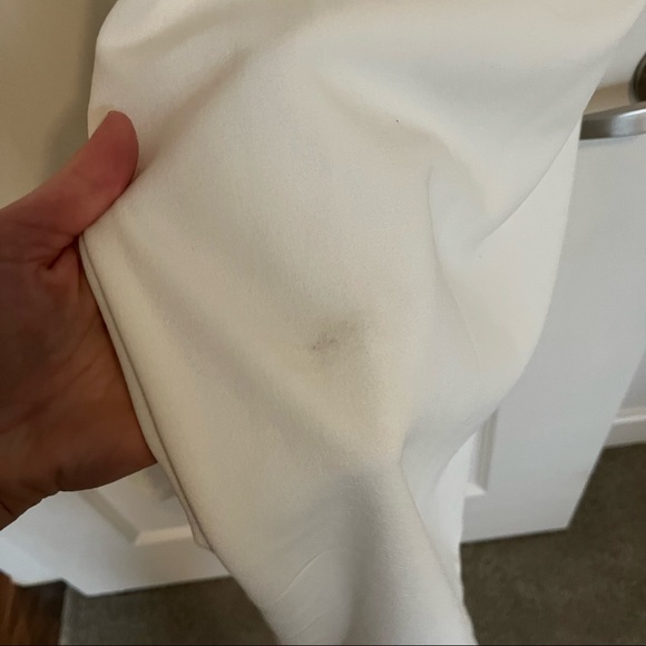 White jumpsuit - Picture 4 of 4